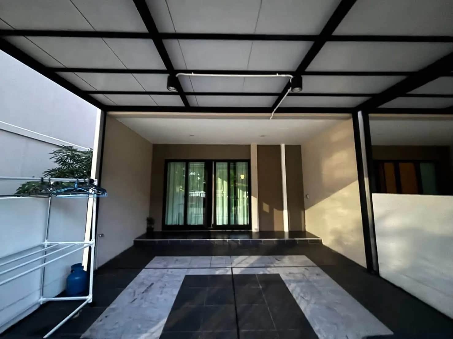 Patio Srinakarin Rama 9 Luxury Condo 3 Beds 3 Baths Bangkok